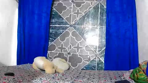 Samuel Sincee online show from November 2025 05:41:01 AM