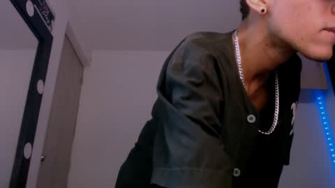   online show from December 2024 05:55:01 AM