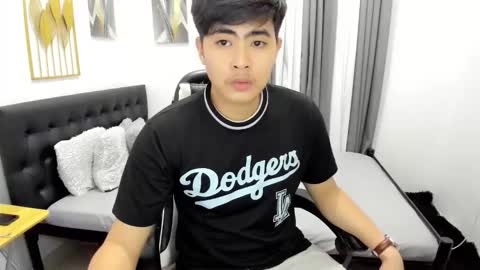 Snapshot of samuelangelo chatting on March 2026 09:27:01 AM Sam online show from March 2026 09:27:01 AM