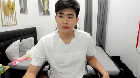 Snapshot of samuelangelo chatting on March 2026 10:04:02 AM Sam online show from March 2026 10:04:02 AM