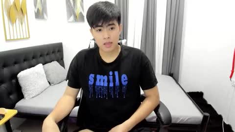 Snapshot of samuelangelo chatting on April 2026 01:19:01 PM Sam online show from April 2026 01:19:01 PM