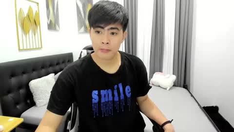 Snapshot of samuelangelo chatting on April 2026 04:52:01 PM Sam online show from April 2026 04:52:01 PM