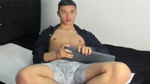 Samuel online show from October 2025 05:10:02 PM