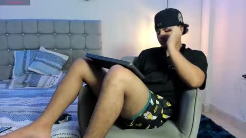 samxx_muscle online show from October 2025 01:54:01 PM