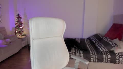 Snapshot of samy_one chatting on December 2024 01:34:02 AM Samy online show from December 2024 01:34:02 AM