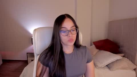 Snapshot of samy_one chatting on November 2025 09:30:02 PM Samy online show from November 2025 09:30:02 PM