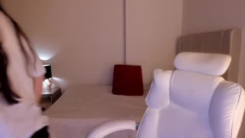 Snapshot of samy_one chatting on May 2026 09:43:01 PM Samy online show from May 2026 09:43:01 PM