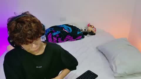 Snapshot of samy_twink chatting on July 2026 05:53:01 AM Sammy online show from July 2026 05:53:01 AM