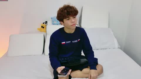 Snapshot of samy_twink chatting on July 2026 12:59:02 AM Sammy online show from July 2026 12:59:02 AM