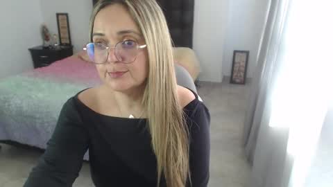 samy_vsn online show from January 2025 08:59:02 PM