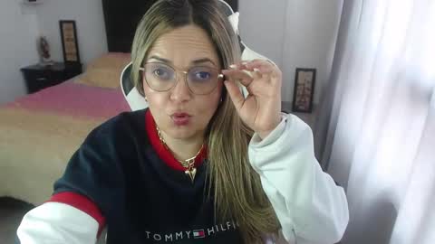 samy_vsn online show from January 2025 02:04:01 PM