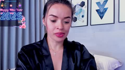 Snapshot of samybennet chatting on January 2025 11:51:01 PM Samy Bennet online show from January 2025 11:51:01 PM