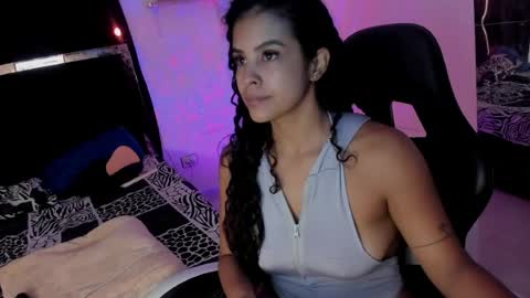 Snapshot of samykiss chatting on April 2026 01:12:02 PM SamyHolbrook online show from April 2026 01:12:02 PM