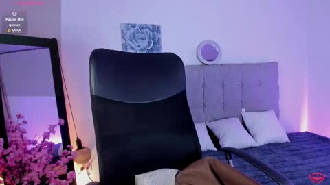 Snapshot of samylewis4_20 chatting on February 2025 09:37:01 PM sammy online show from February 2025 09:37:01 PM