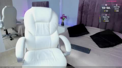 samyy_johnson online show from March 2025 12:26:01 PM