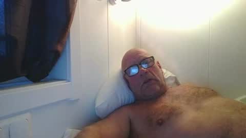 sandnesrune523 online show from March 2026 05:34:01 AM