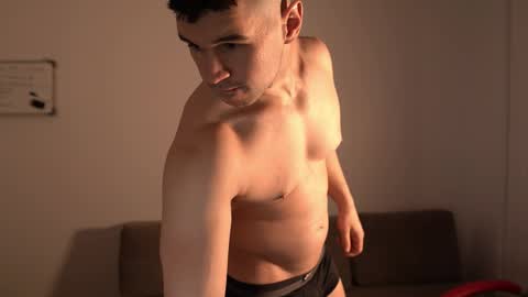 Snapshot of sandow_ chatting on March 2026 07:00:02 PM Sandow online show from March 2026 07:00:02 PM