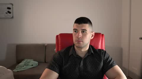 Snapshot of sandow_ chatting on March 2026 08:25:02 PM Sandow online show from March 2026 08:25:02 PM