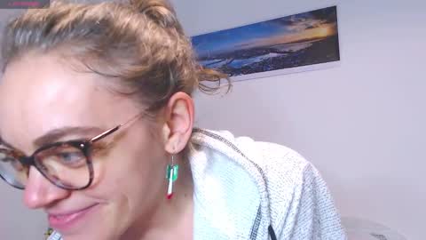 Sandra online show from January 2025 07:40:01 PM