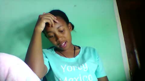 sandra1253099 online show from April 2026 06:27:01 AM