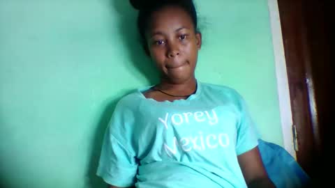 sandra1253099 online show from April 2026 05:19:01 AM