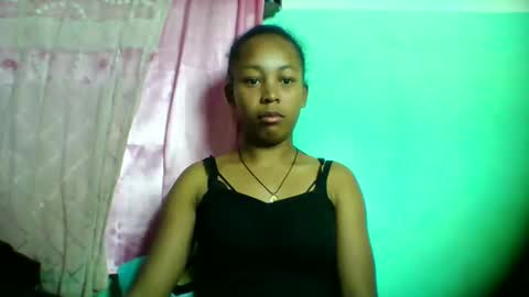 sandra1253099 online show from May 2026 07:04:01 AM