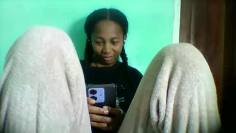 sandra1253099 online show from May 2026 07:22:02 PM