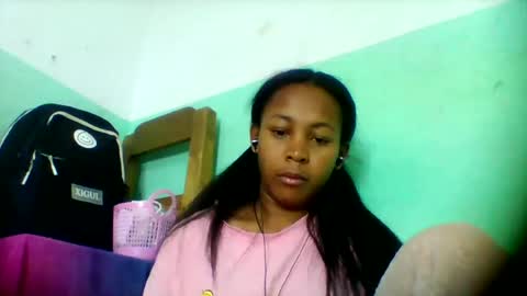 sandra1253099 online show from June 2026 07:17:01 AM