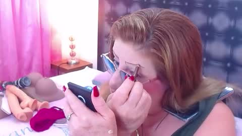 SANDRA online show from September 2025 11:23:02 AM