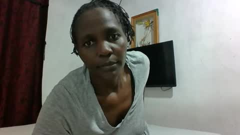 Snapshot of sandra_milly chatting on November 2025 06:35:01 PM sandra online show from November 2025 06:35:01 PM