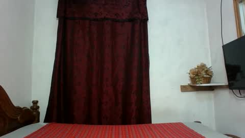 Snapshot of sandra_milly chatting on December 2025 06:34:02 AM sandra online show from December 2025 06:34:02 AM