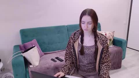 sandra prafer online show from January 2026 05:00:01 AM