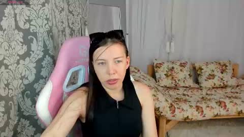 Snapshot of sandra_rosss chatting on July 2026 04:41:01 AM Sandra online show from July 2026 04:41:01 AM