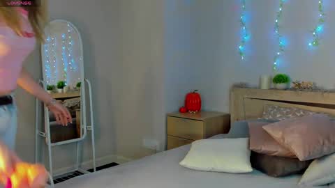 Snapshot of sandraa_anderson chatting on May 2026 11:22:02 PM sandraa_anderson online show from May 2026 11:22:02 PM