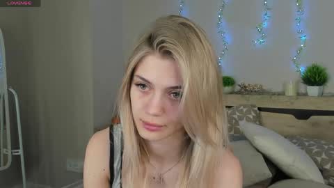 Snapshot of sandraa_anderson chatting on May 2026 11:10:02 PM sandraa_anderson online show from May 2026 11:10:02 PM