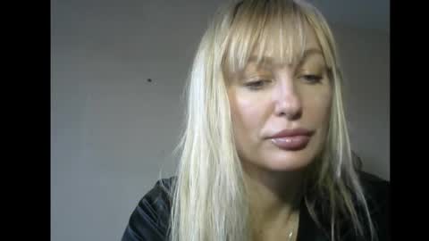 Snapshot of sandraglamour chatting on March 2025 08:46:01 AM Sandra online show from March 2025 08:46:01 AM