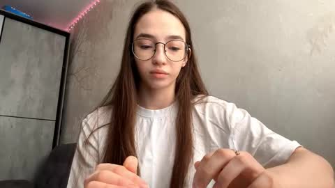 Snapshot of sandralamprecht chatting on February 2026 06:42:01 AM Ivy online show from February 2026 06:42:01 AM