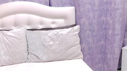 Sandra online show from April 2026 10:05:01 AM