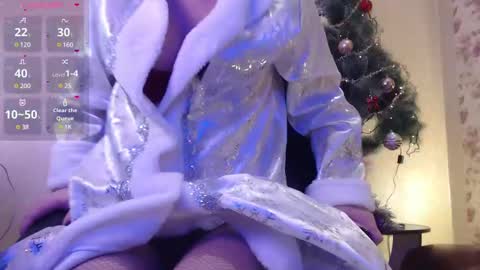 sandrawoolf online show from December 2024 06:29:01 PM