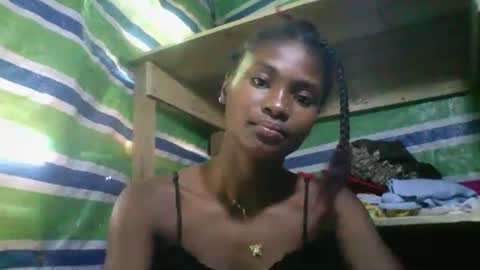 sandricaaa online show from May 2026 12:13:01 PM