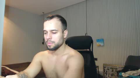 Snapshot of sandro_best chatting on February 2025 12:47:01 PM DeAlex online show from February 2025 12:47:01 PM