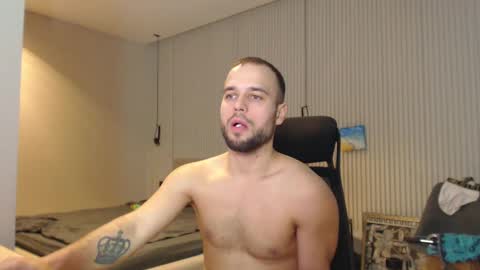 Snapshot of sandro_best chatting on February 2025 02:04:01 PM DeAlex online show from February 2025 02:04:01 PM