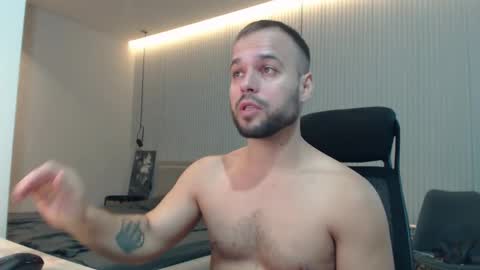 DeAlex online show from September 2025 10:42:02 AM