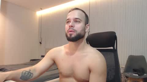 DeAlex online show from November 2025 11:42:02 AM