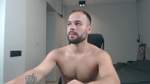 DeAlex online show from June 2026 09:03:02 AM