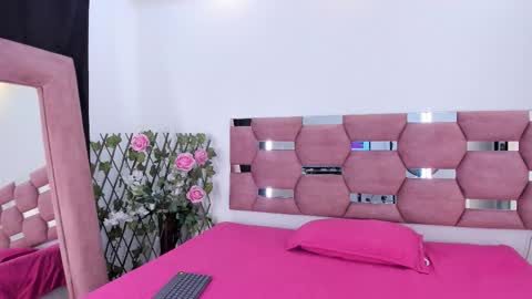 sandy_scoot online show from March 2026 12:19:02 PM