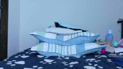 Snapshot of sandylau_ chatting on October 2025 10:31:01 PM sandy online show from October 2025 10:31:01 PM