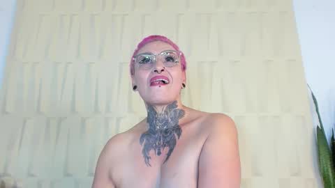 Sandy Rose online show from October 2025 04:01:01 AM