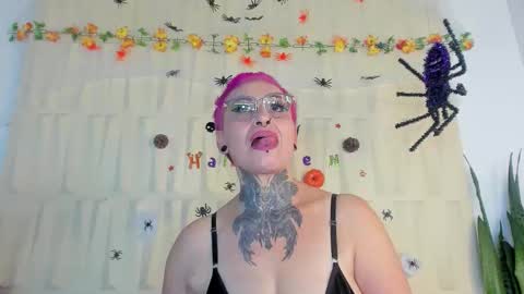 Sandy Rose online show from October 2025 05:10:01 AM