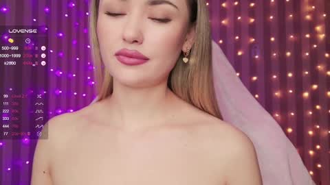 Sandy online show from February 2025 03:01:02 AM